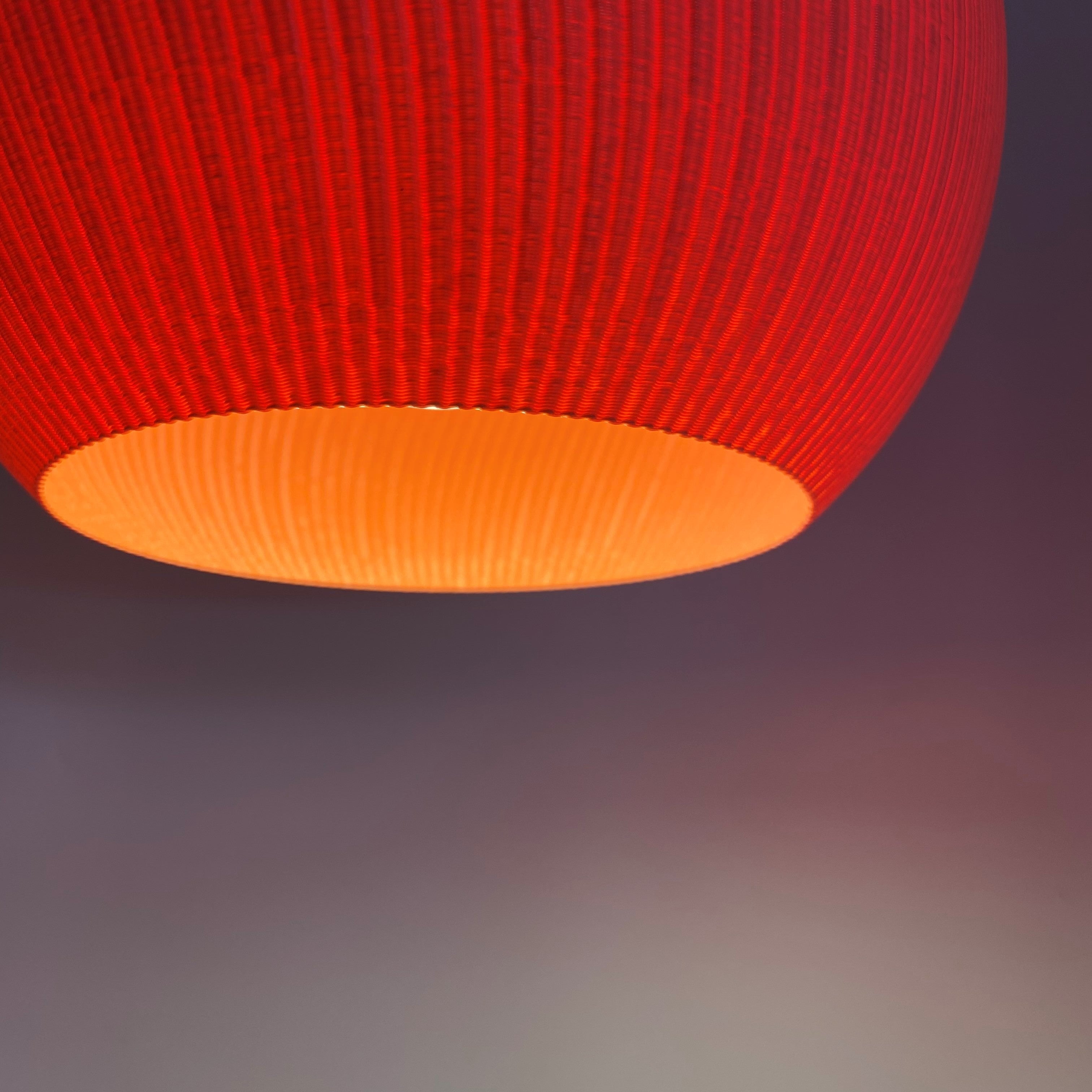 BUBBLE GUM LAMPSHADE