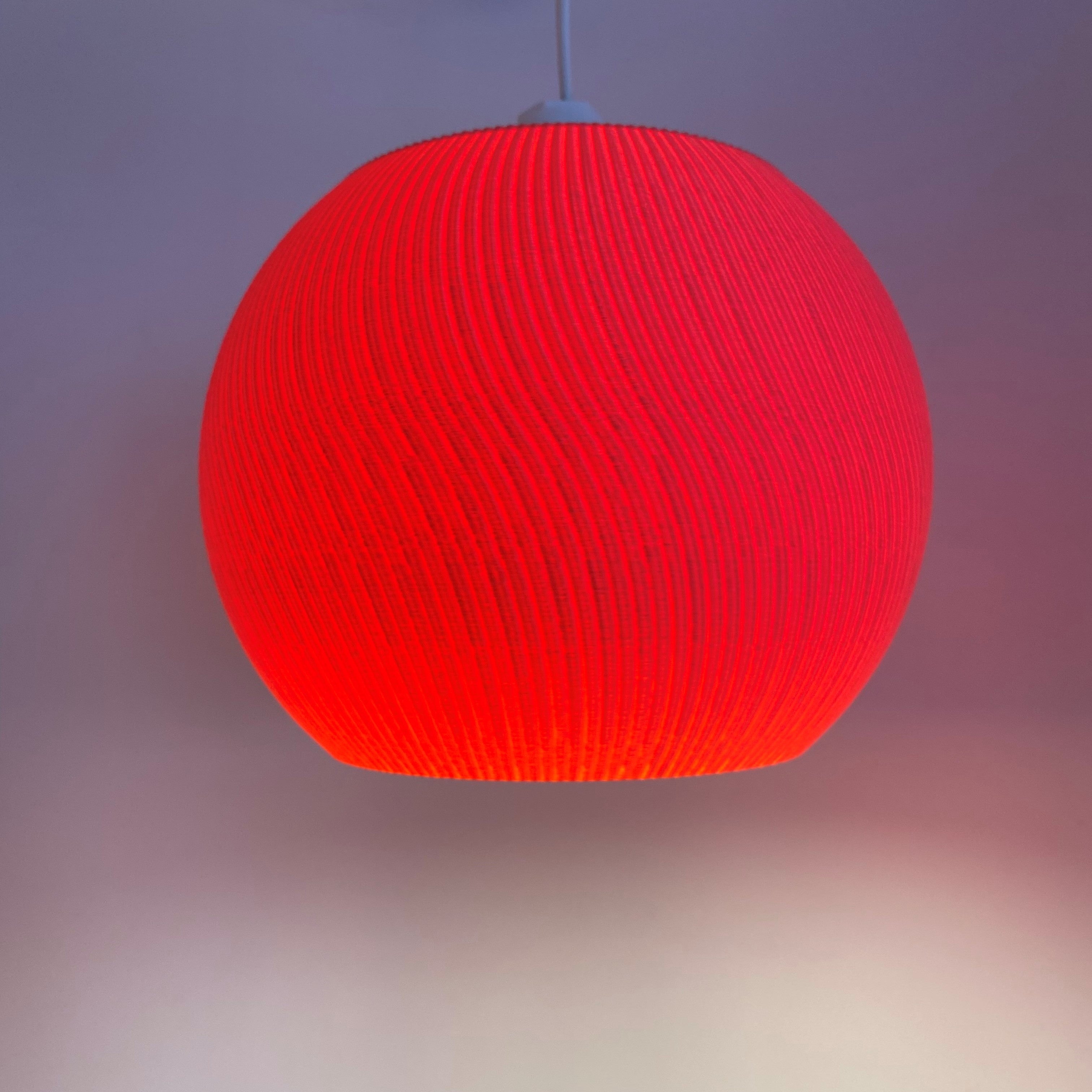 BUBBLE GUM LAMPSHADE